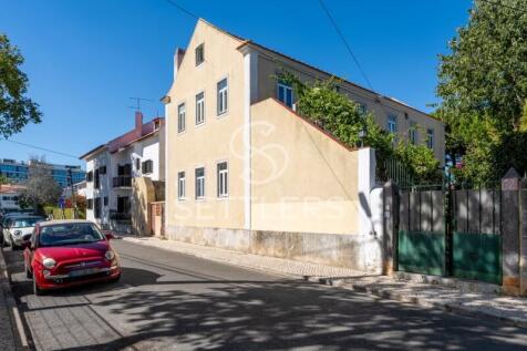 Property Image 6