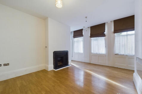 1 Bedroom Apartment with Stunning Original Featur