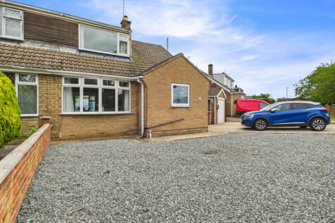 4 Bedroom Semi Detached Bungalow for Sale