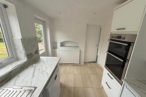 Southdown_crescent_13 cam list (23).jpg