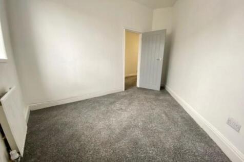 Middleton road 8 bed3.jpeg