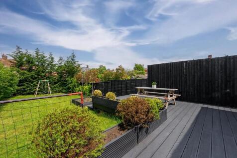 Garden 2.jpg
