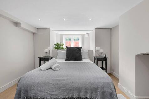 Bedroom 4.jpg