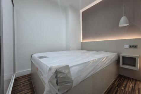 westpoint 304 bed.jpg