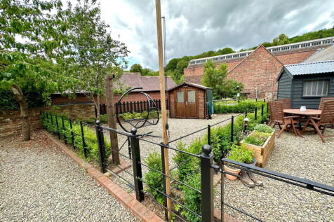 Property Image 16
