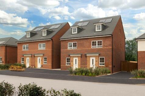 Street scene of hollygate