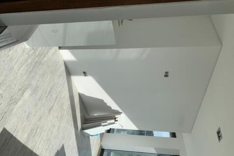 Detached schist hous