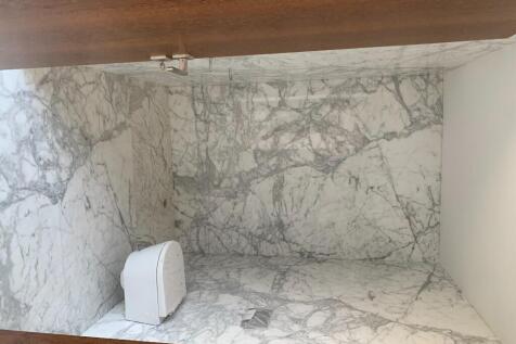 Detached schist hous