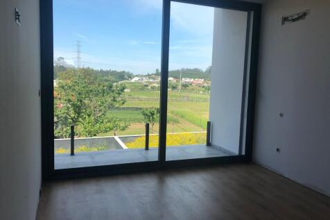  3 bedroom houses Pe