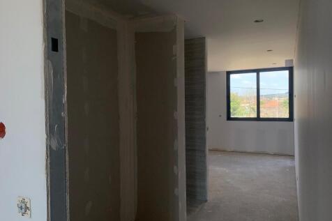  3 bedroom houses Pe