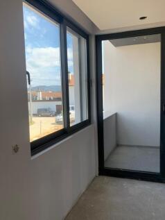  3 bedroom houses Pe