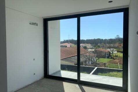  3 bedroom houses Pe