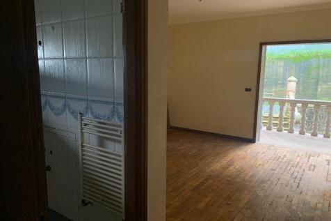  House in Martim rea
