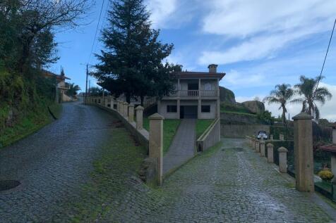  House in Martim rea