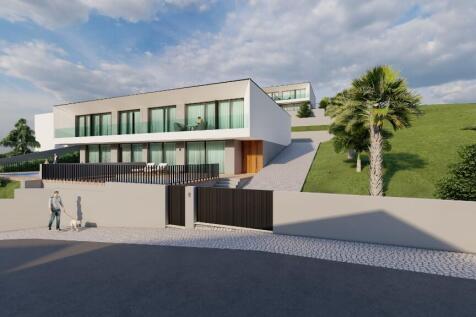 3 bedroom house Real
