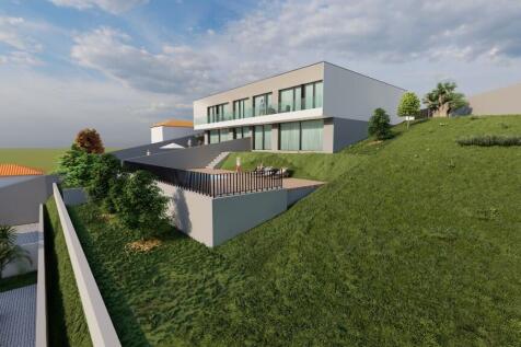 3 bedroom house Real