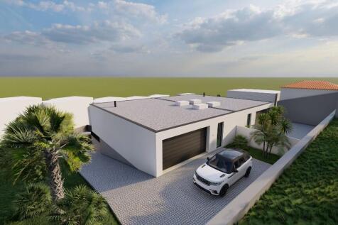 3 bedroom house Real