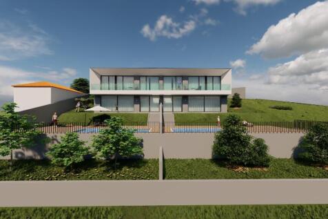 3 bedroom house Real
