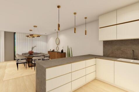 3 bedroom house Real