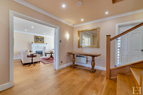 8617805-interiorW...