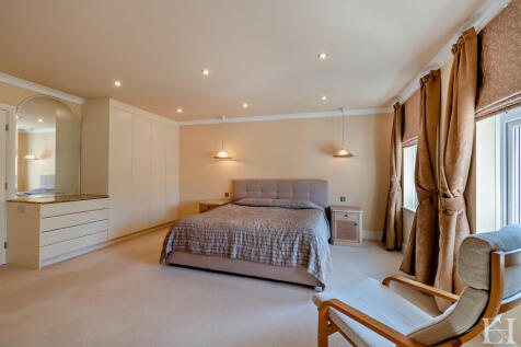 8617805-interiorW...