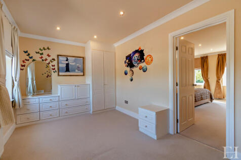 8617805-interiorW...