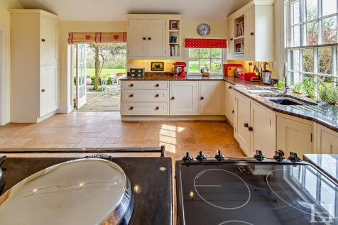 8586774-interiorw...
