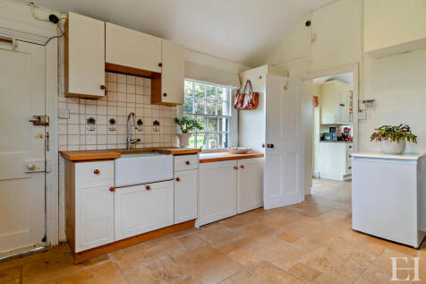 8586774-interiorw...