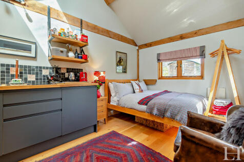 8586774-interiorw...