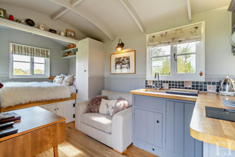 8586774-interiorw...