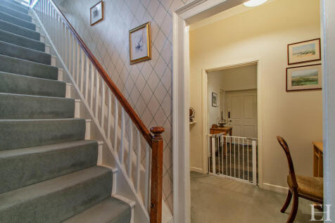 8585483-interiorw...