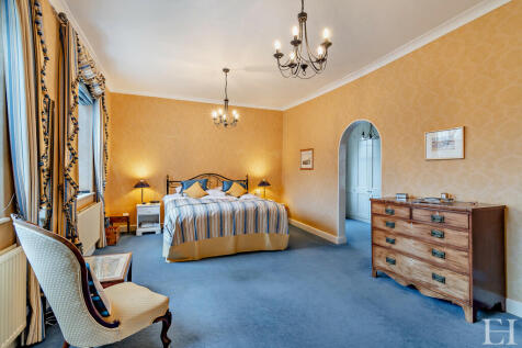 8585483-interiorw...