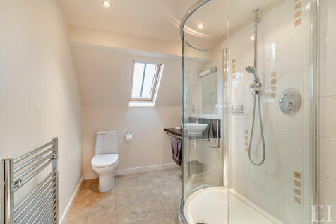 8585483-interiorw...