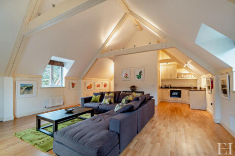 8585483-interiorw...