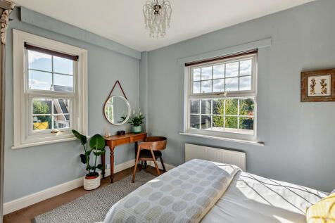 8614765-interiorW...