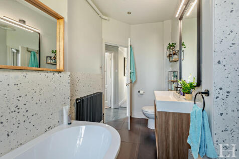 8614765-interiorW...