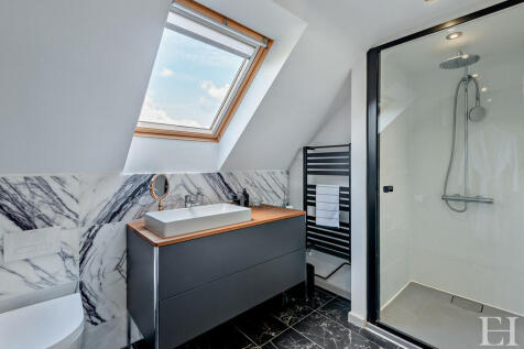 8614765-interiorW...