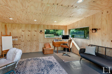 8614765-interiorW...