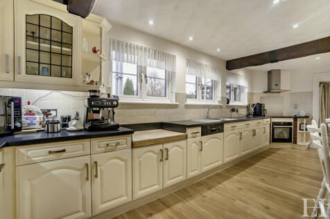 8630706-interior0...
