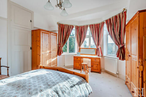 8629705-interior2...