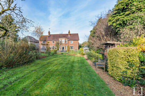 8629705-exterior1...