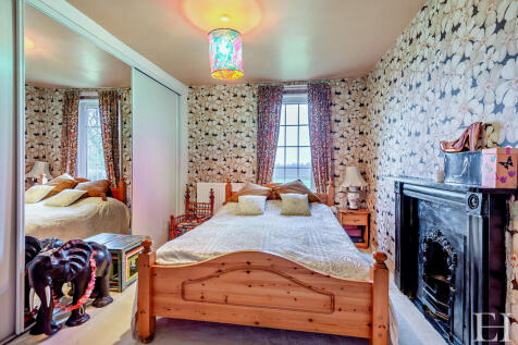 8632433-interior0...