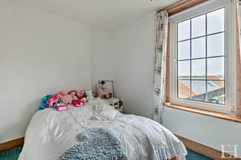 8632433-interior0...