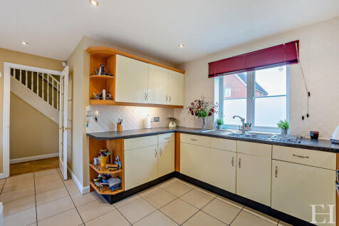 8639596-interior0...