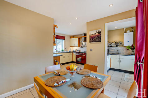 8639596-interior0...