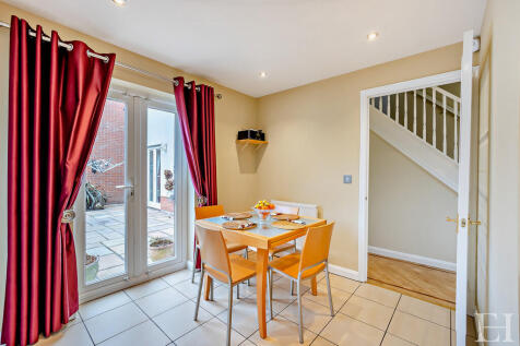8639596-interior0...