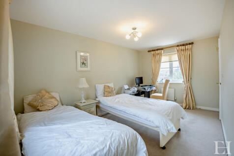 8639596-interior2...