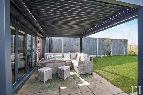8639615-exteriorW...