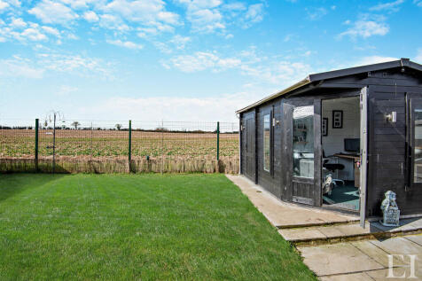 8639615-exteriorW...
