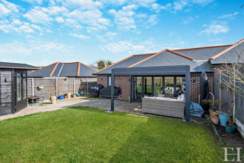 8639615-exteriorW...